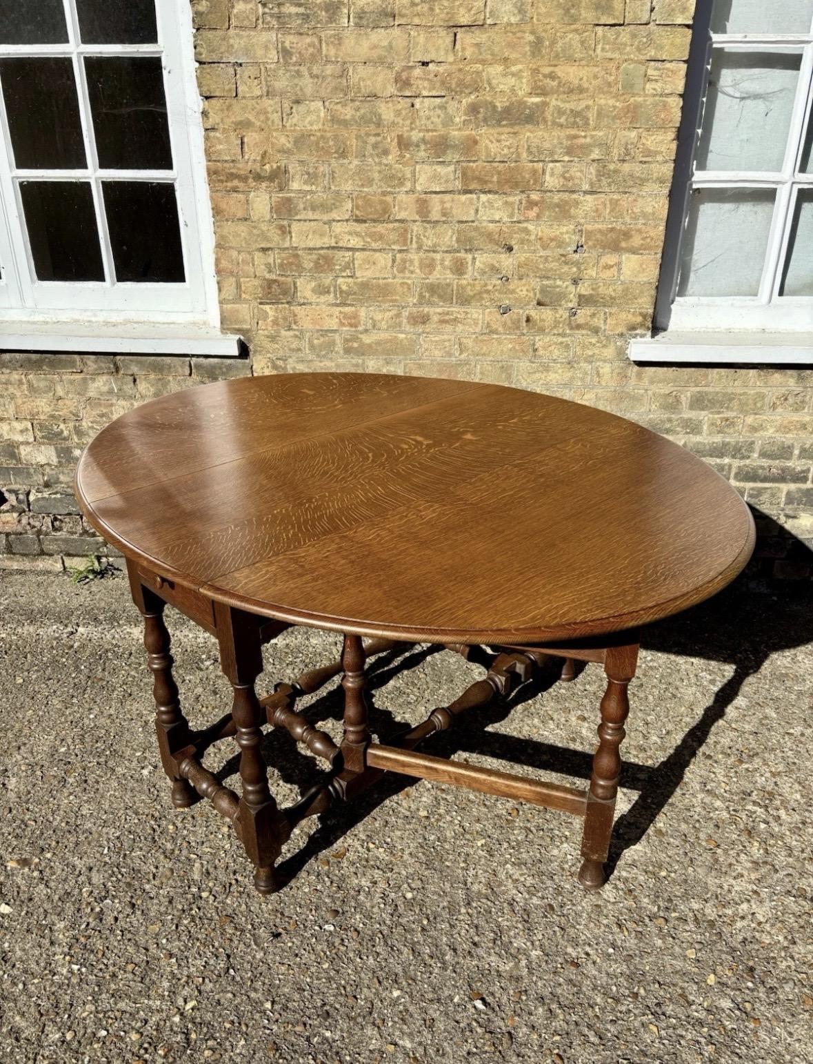Heal & Son Arts & Crafts Oak Drop Leaf Dining Table c.1920 (1 of 10) Heal & Son Arts & Crafts Oak Drop Leaf Dining Table c.1920 (1 of 10)
