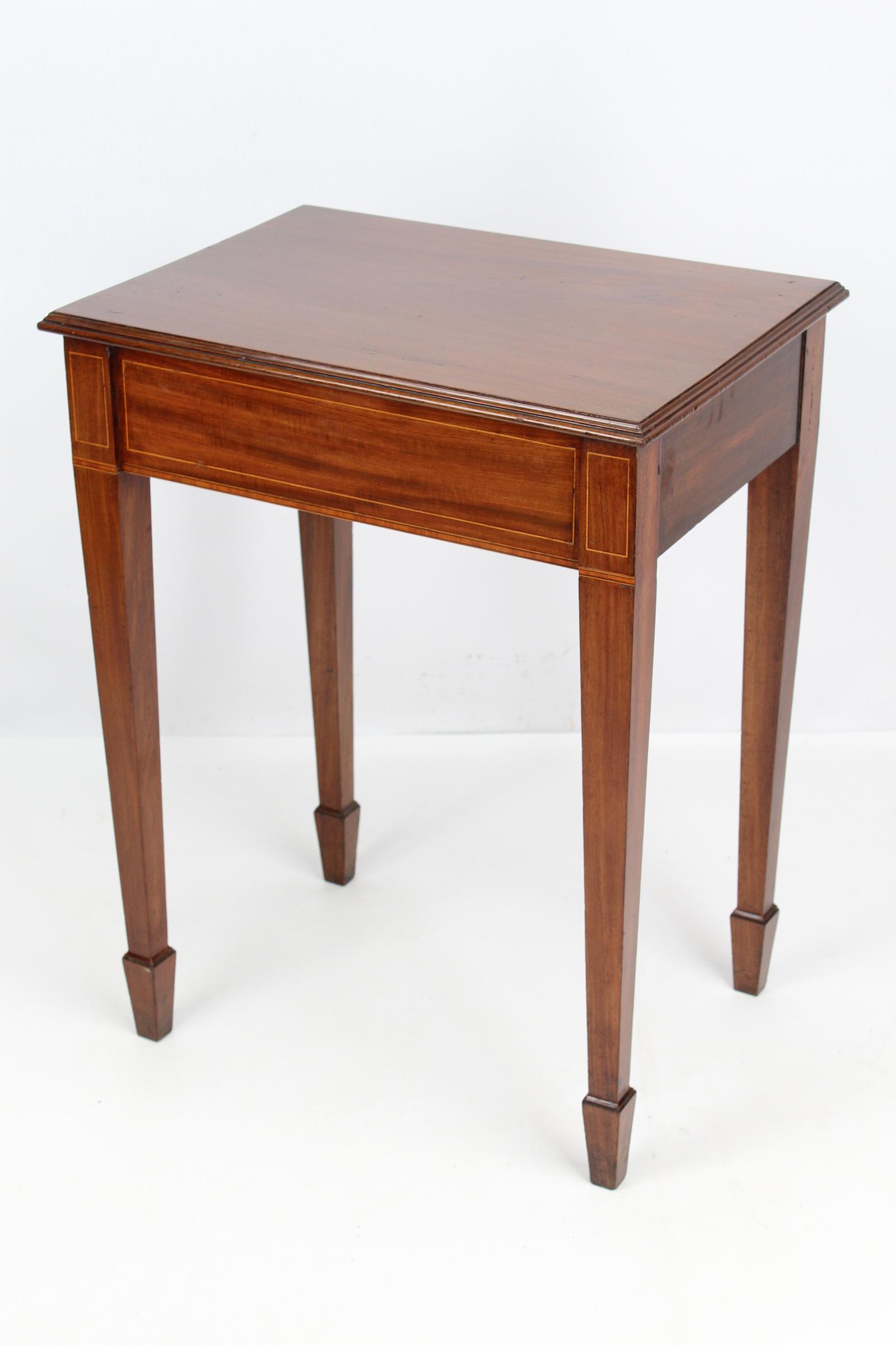 Small Edwardian Inlaid Mahogany Side Table / Desk (1 of 13) Small Edwardian Inlaid Mahogany Side Table / Desk (1 of 13)