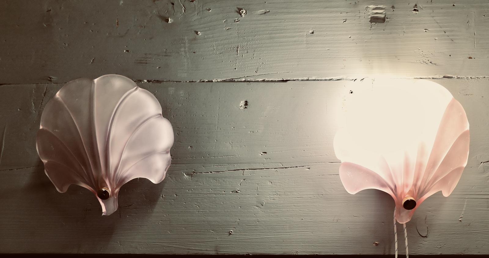 Pair of French Pink Glass Art Deco Shell Wall Lights (1 of 6) Pair of French Pink Glass Art Deco Shell Wall Lights (1 of 6)