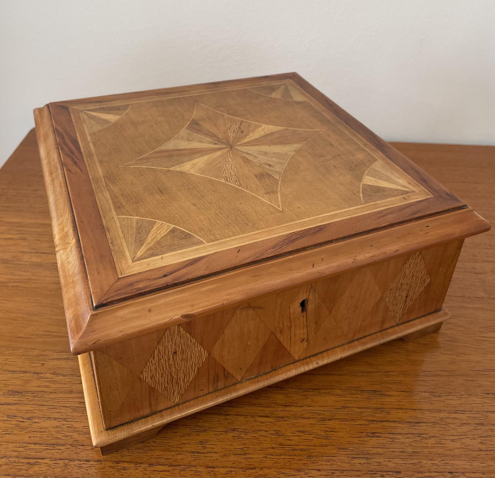 Table Box with New Zealand Specimen Woods (1 of 13)