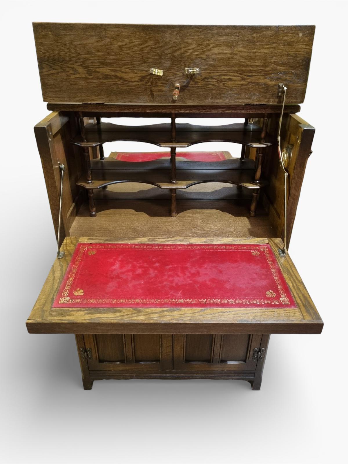 Oak Cupboards - main image