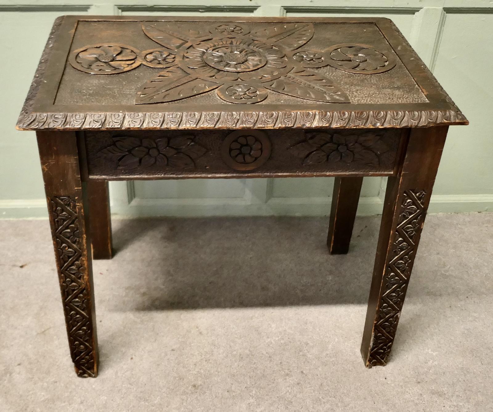 Gothic Style Carved Oak Side Table (1 of 5) Gothic Style Carved Oak Side Table (1 of 5)