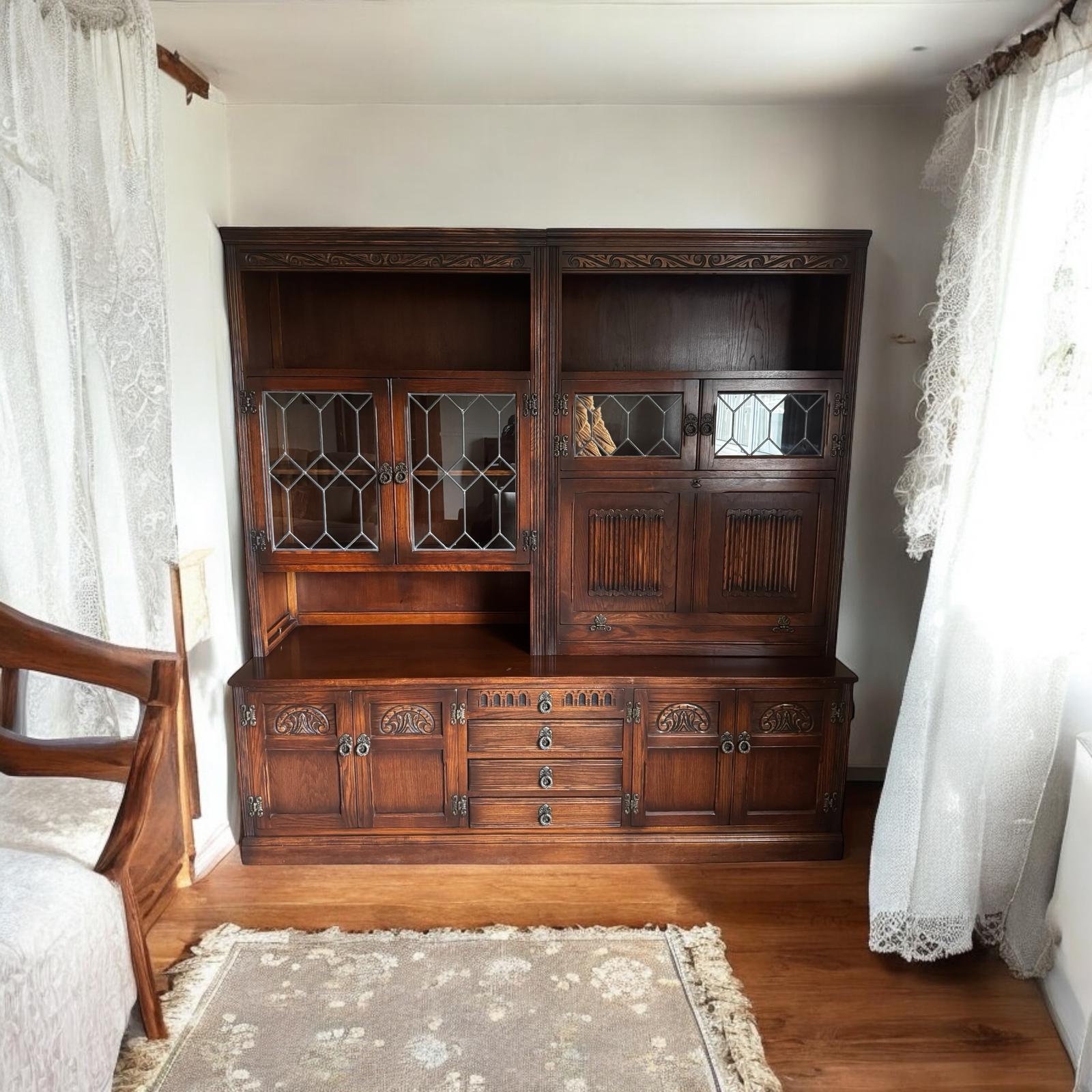 Vintage Old Charm Tudor Brown Wall Unit/ C1970 / Drop-front Bureau / Cupboards (1 of 7)