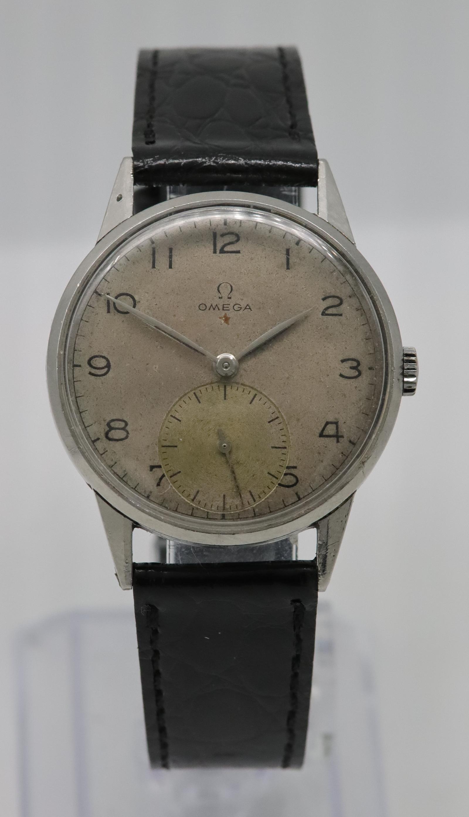 1944 Omega 'Teddington' Red Star Wristwatch (1 of 8)