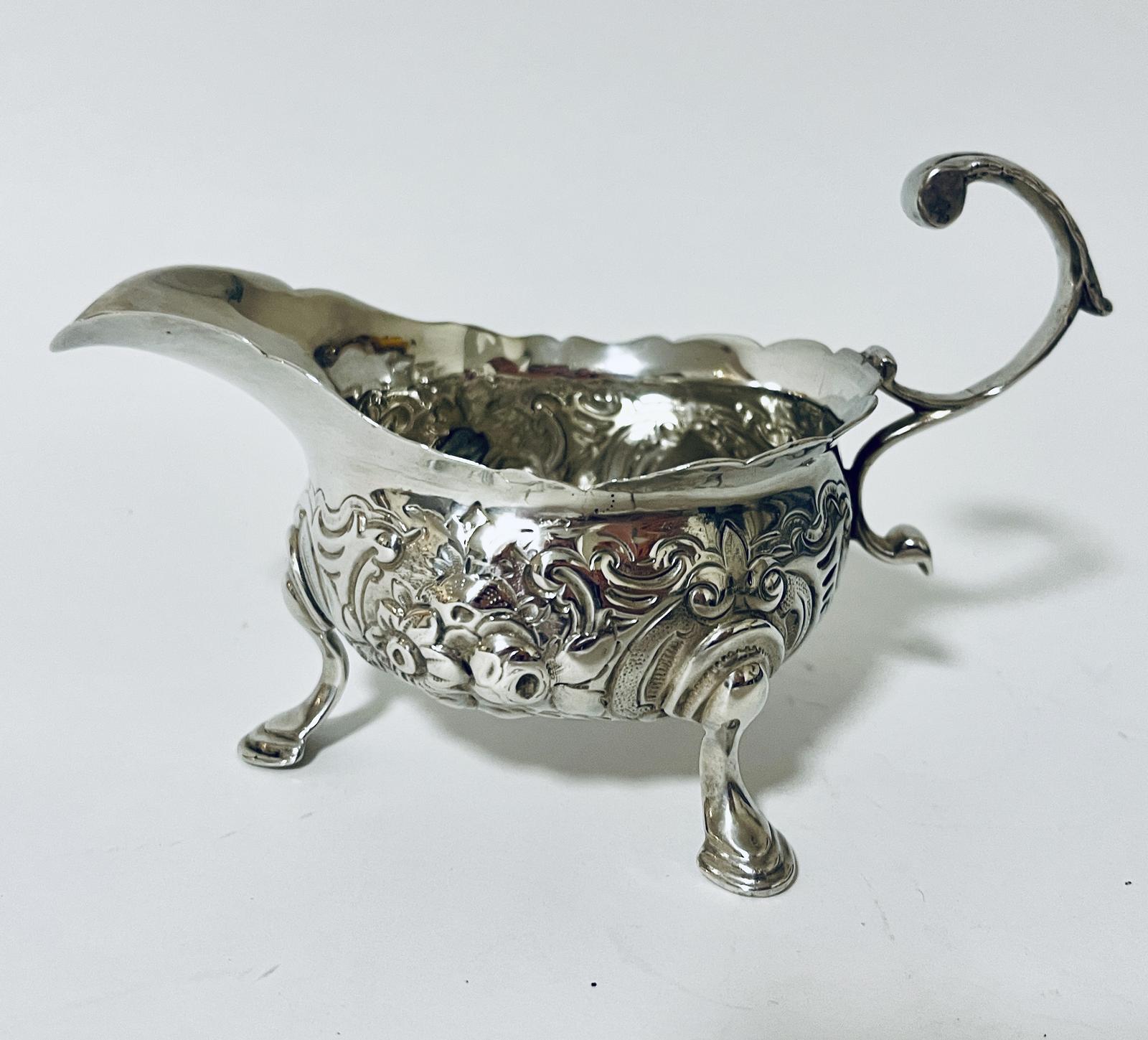 Antique Silver Sauce Boat (1 of 9) Antique Silver Sauce Boat (1 of 9)