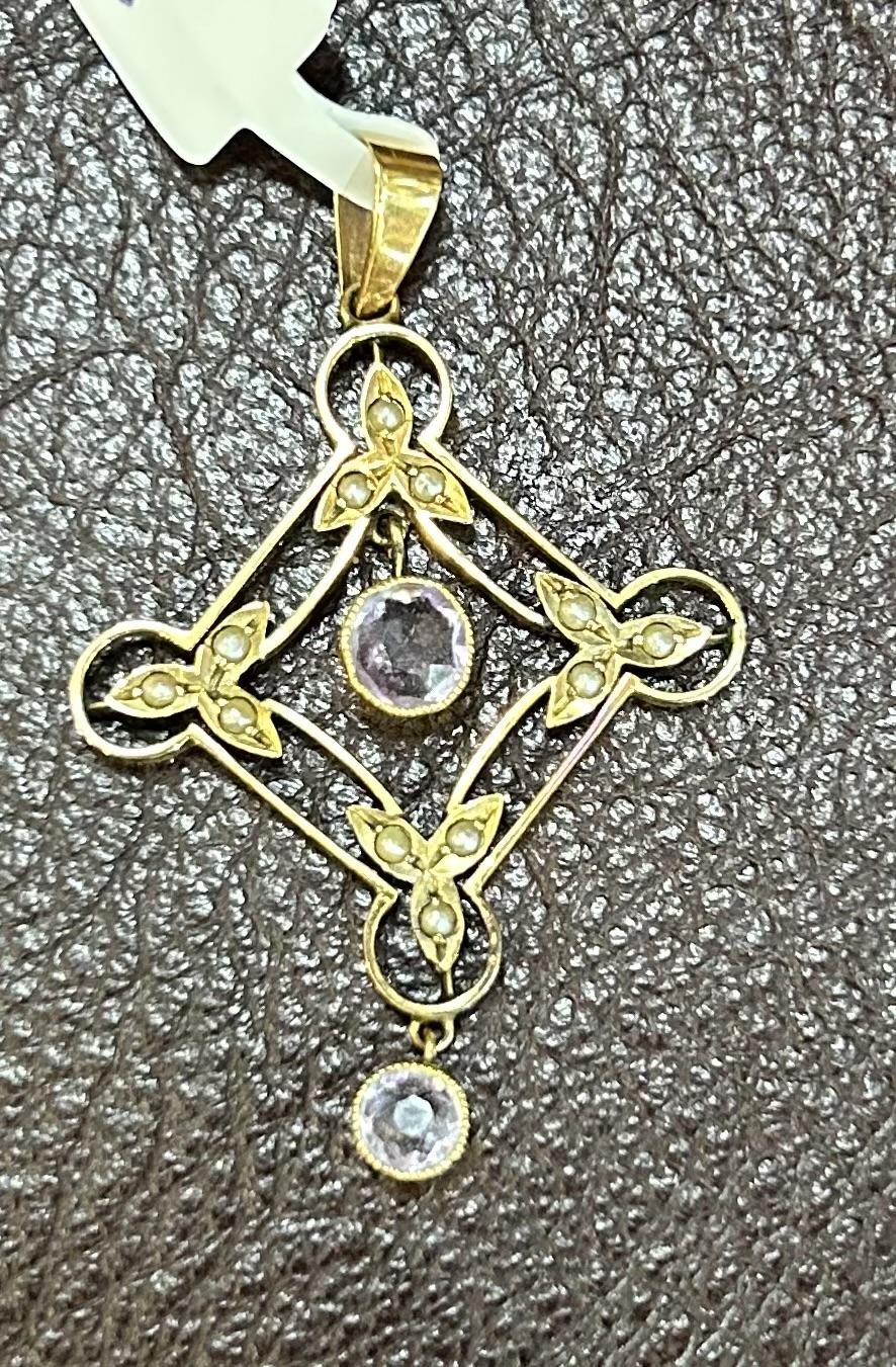 9ct Amethyst Pearl Pendant (1 of 3)
