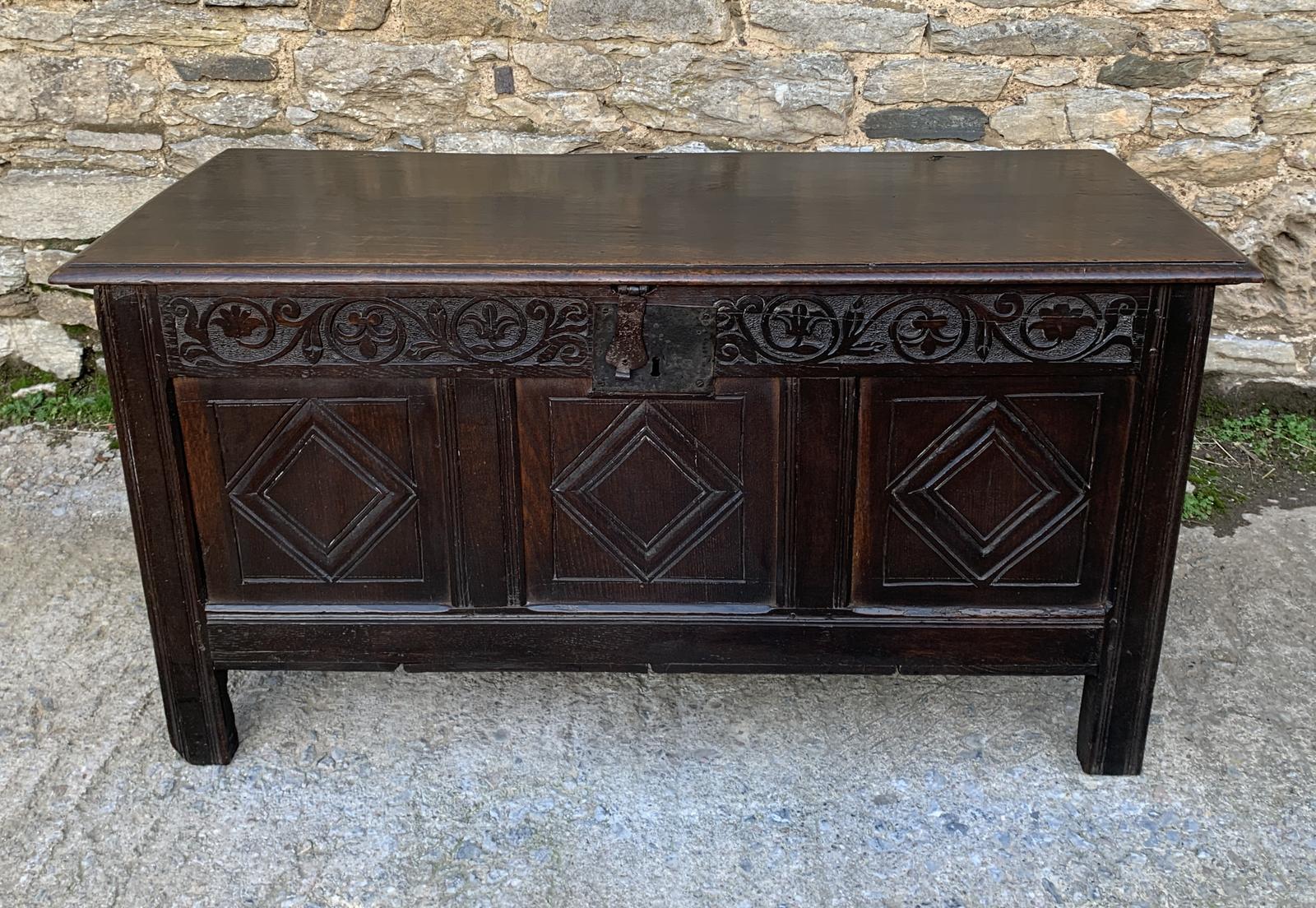 18th Century Georgian Oak Coffer (1 of 22) 18th Century Georgian Oak Coffer (1 of 22)