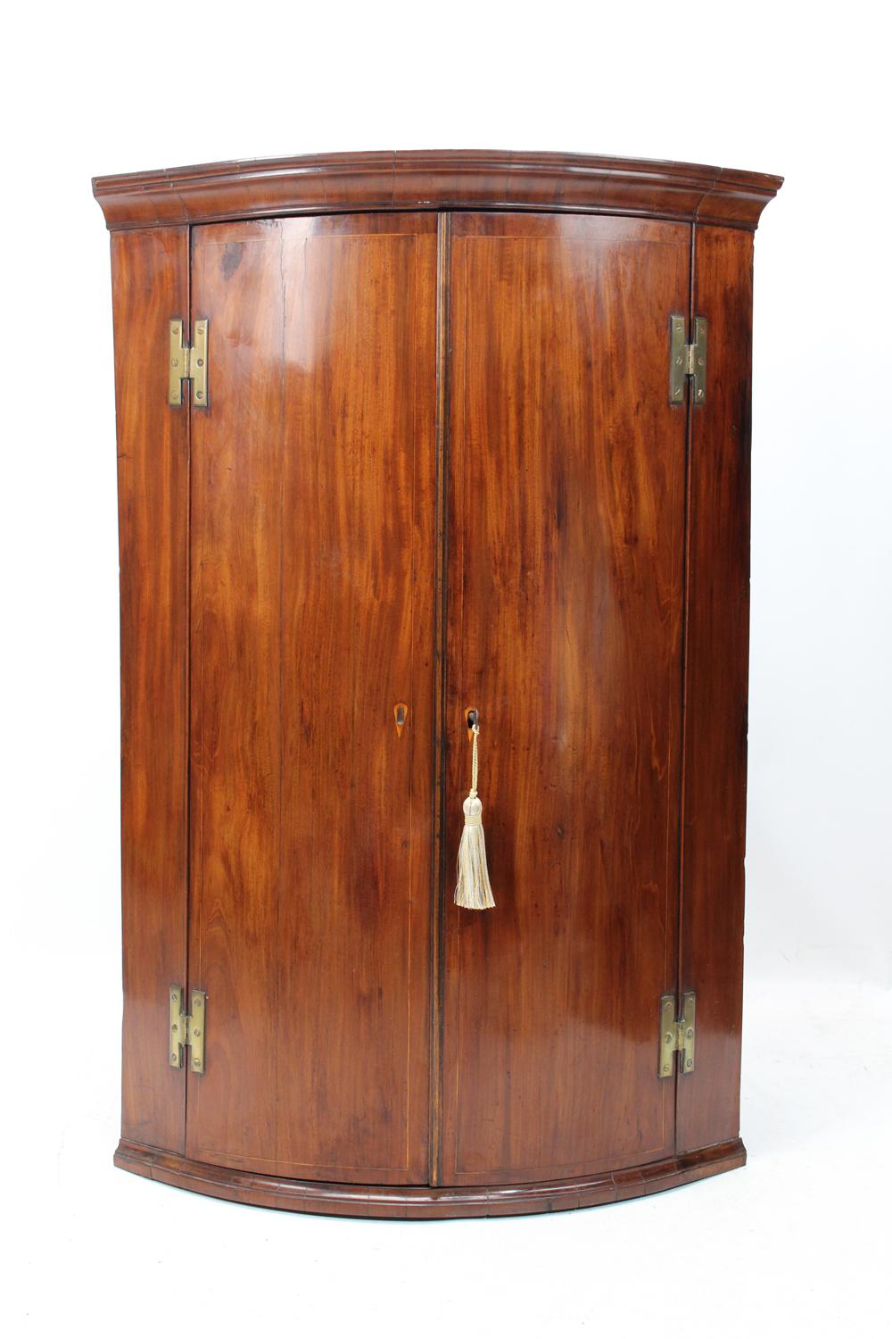 Georgian Mahogany & Inlaid Bow Front Corner Cupboard (1 of 13) Georgian Mahogany & Inlaid Bow Front Corner Cupboard (1 of 13)