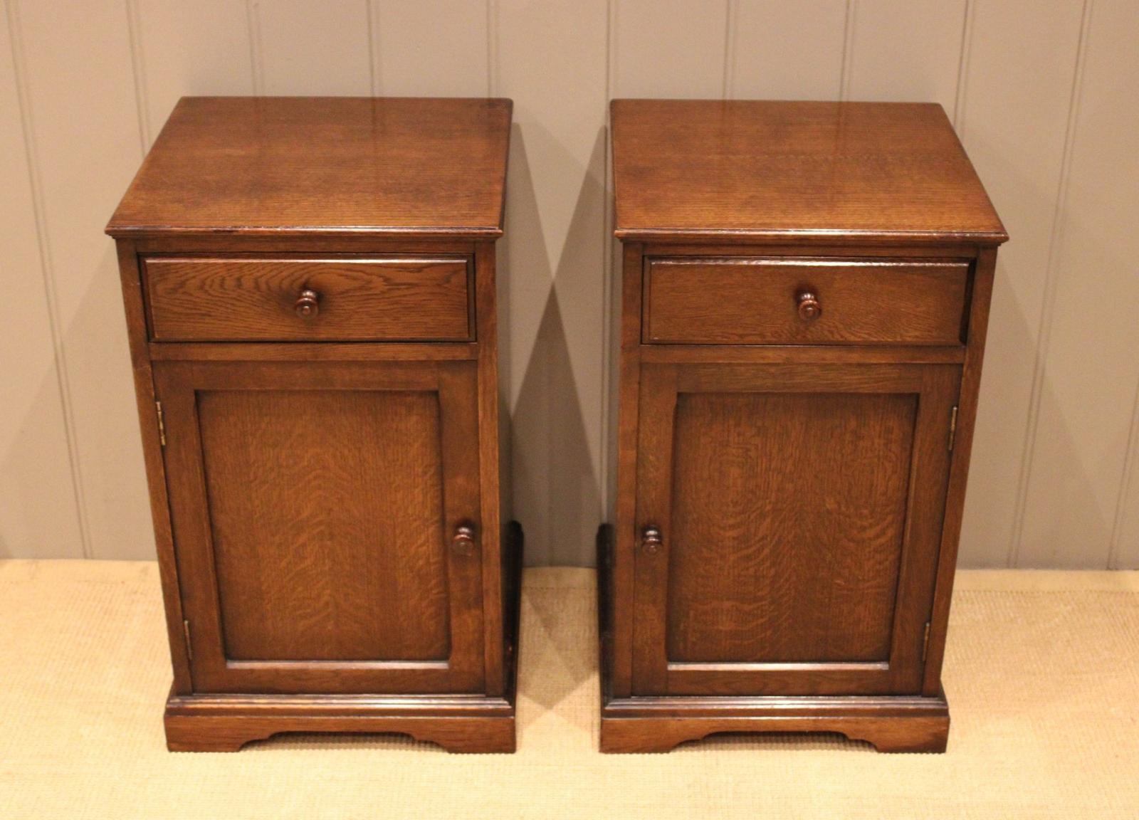 Pair of Oak Bedside Cabinets (1 of 12) Pair of Oak Bedside Cabinets (1 of 12)