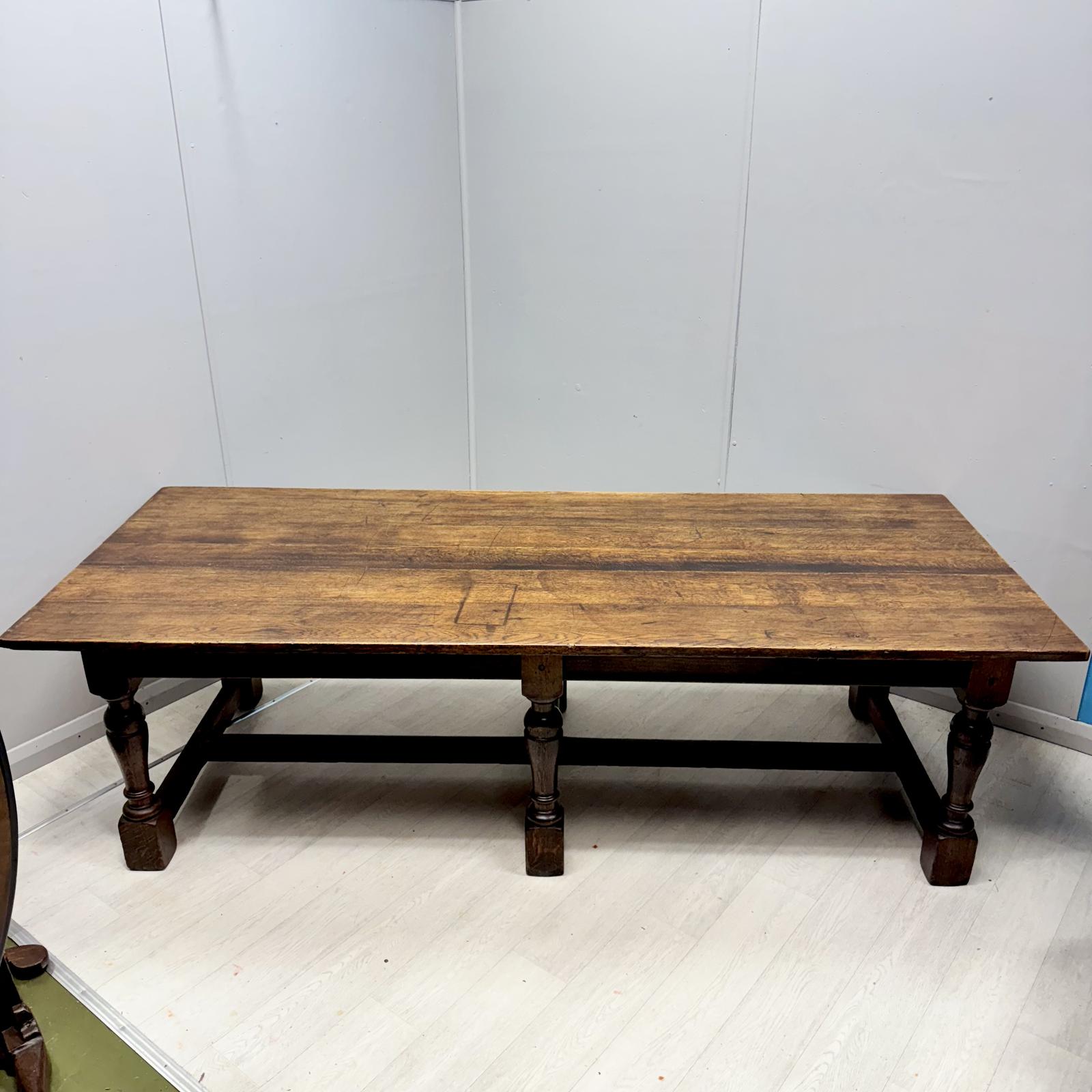 10 Seater Solid Oak Farmhouse Table (1 of 7)