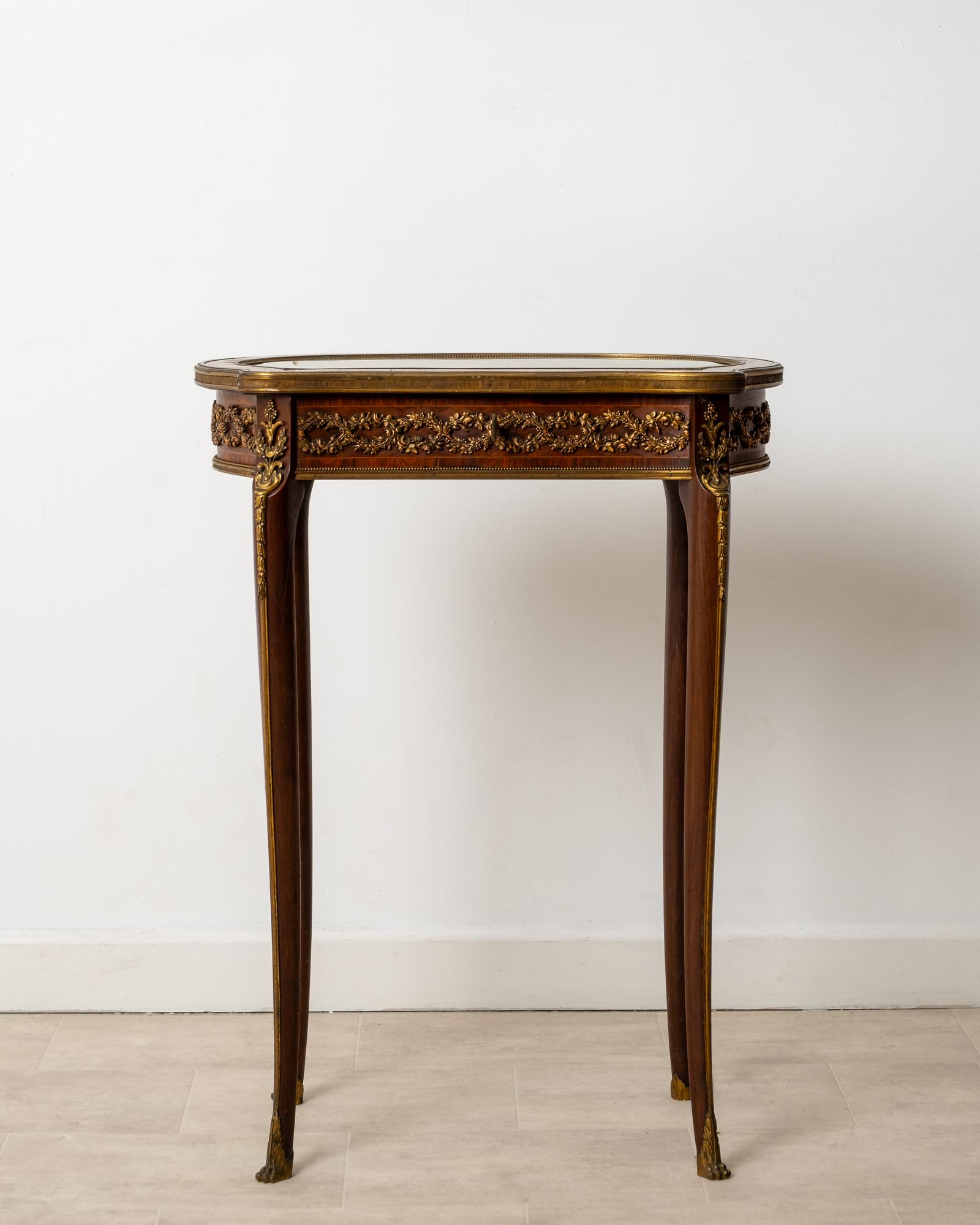 Antique French Kingwood & Mahogany Gilt Bronze Vitrine Display Table c.1890 (1 of 11) Antique French Kingwood & Mahogany Gilt Bronze Vitrine Display Table c.1890 (1 of 11)