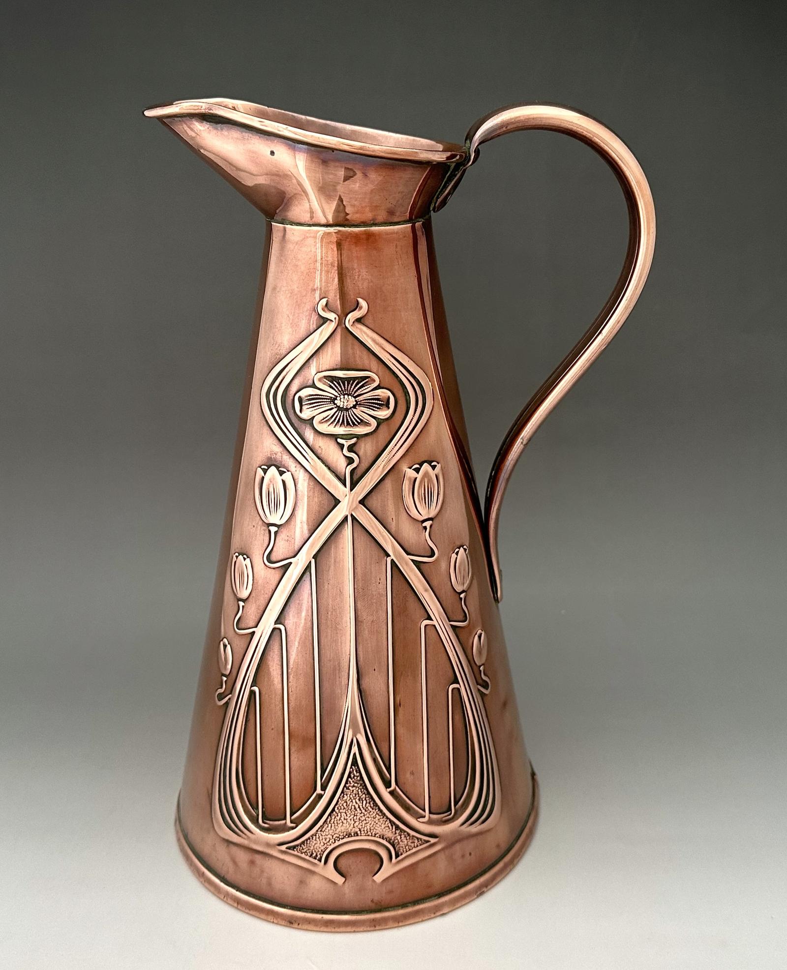 A Wonderful Art Nouveau Copper Jug (1 of 7) A Wonderful Art Nouveau Copper Jug (1 of 7)