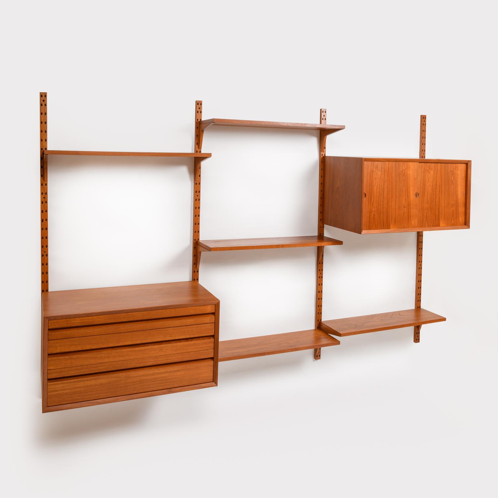 Poul Cadovius (1911–2011) ‘Royal System’ Wall Unit, c.1960 (1 of 9) Poul Cadovius (1911–2011) ‘Royal System’ Wall Unit, c.1960 (1 of 9)
