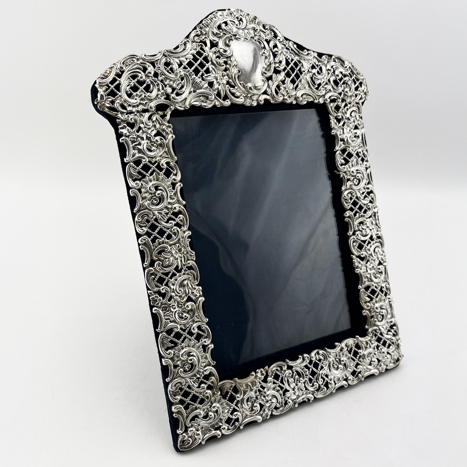 Large Rectangular Victorian Sterling Silver Photo Frame (1 of 7)