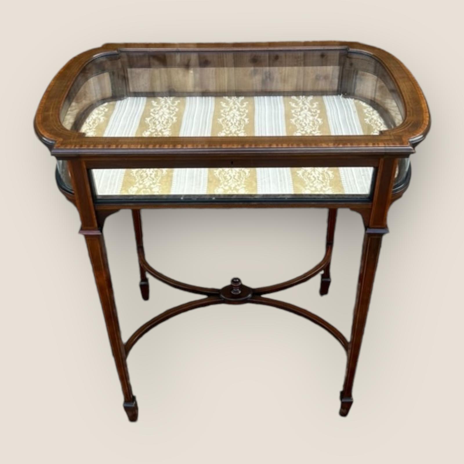 Edwardian Mahogany Inlaid Bijouterie Table (1 of 6) Edwardian Mahogany Inlaid Bijouterie Table (1 of 6)