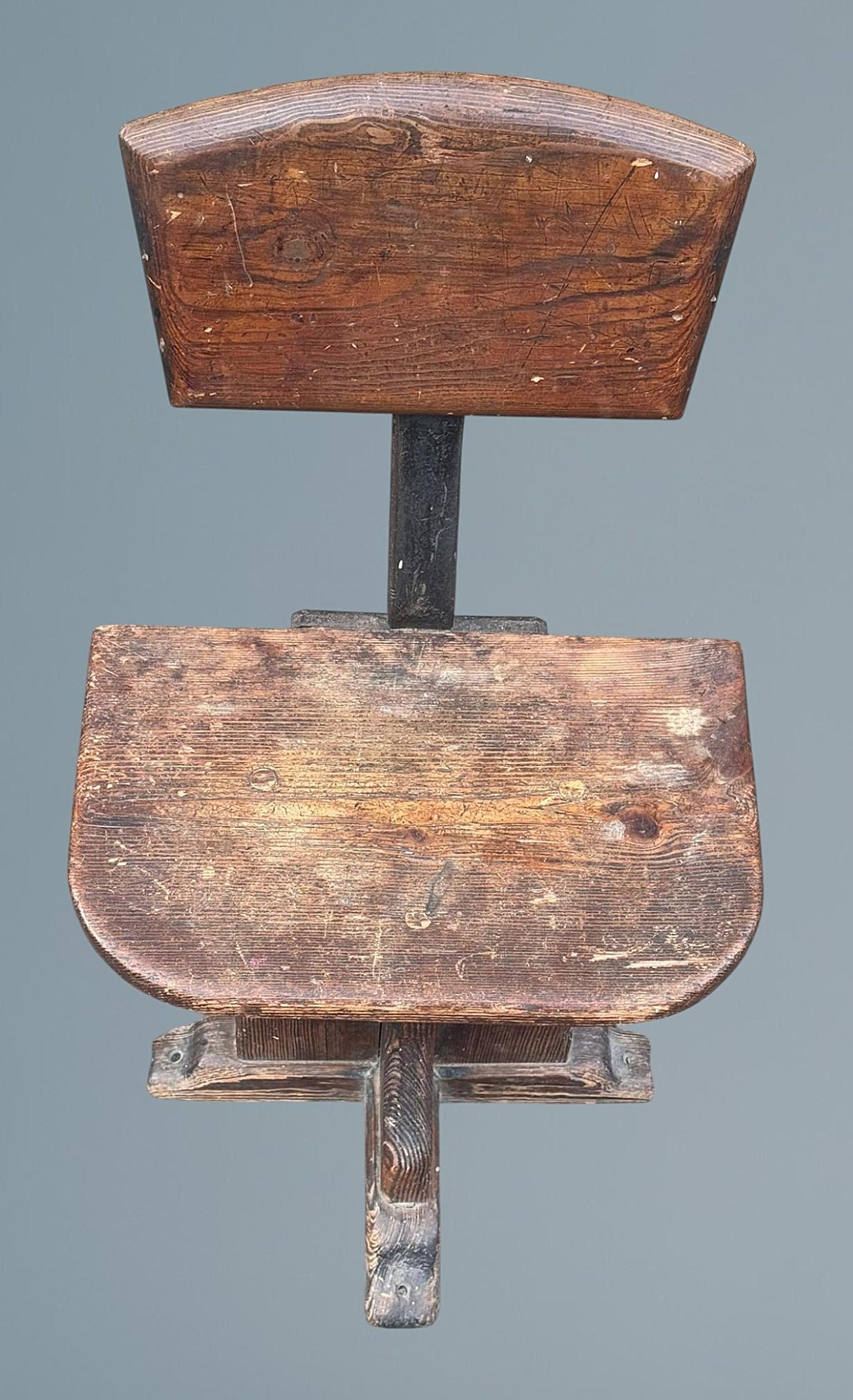 Vintage Pitch Pine Industrial Chair (1 of 13)