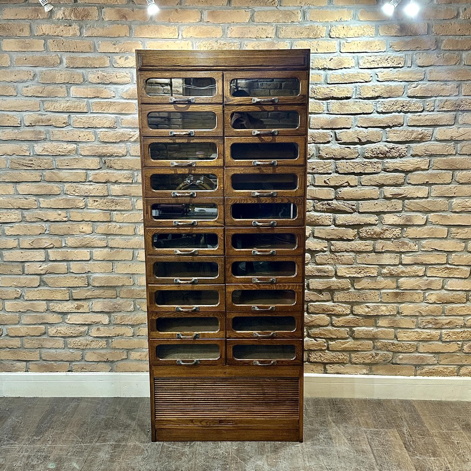 Clements Newling Ldt Drapers Cabinet (1 of 8)