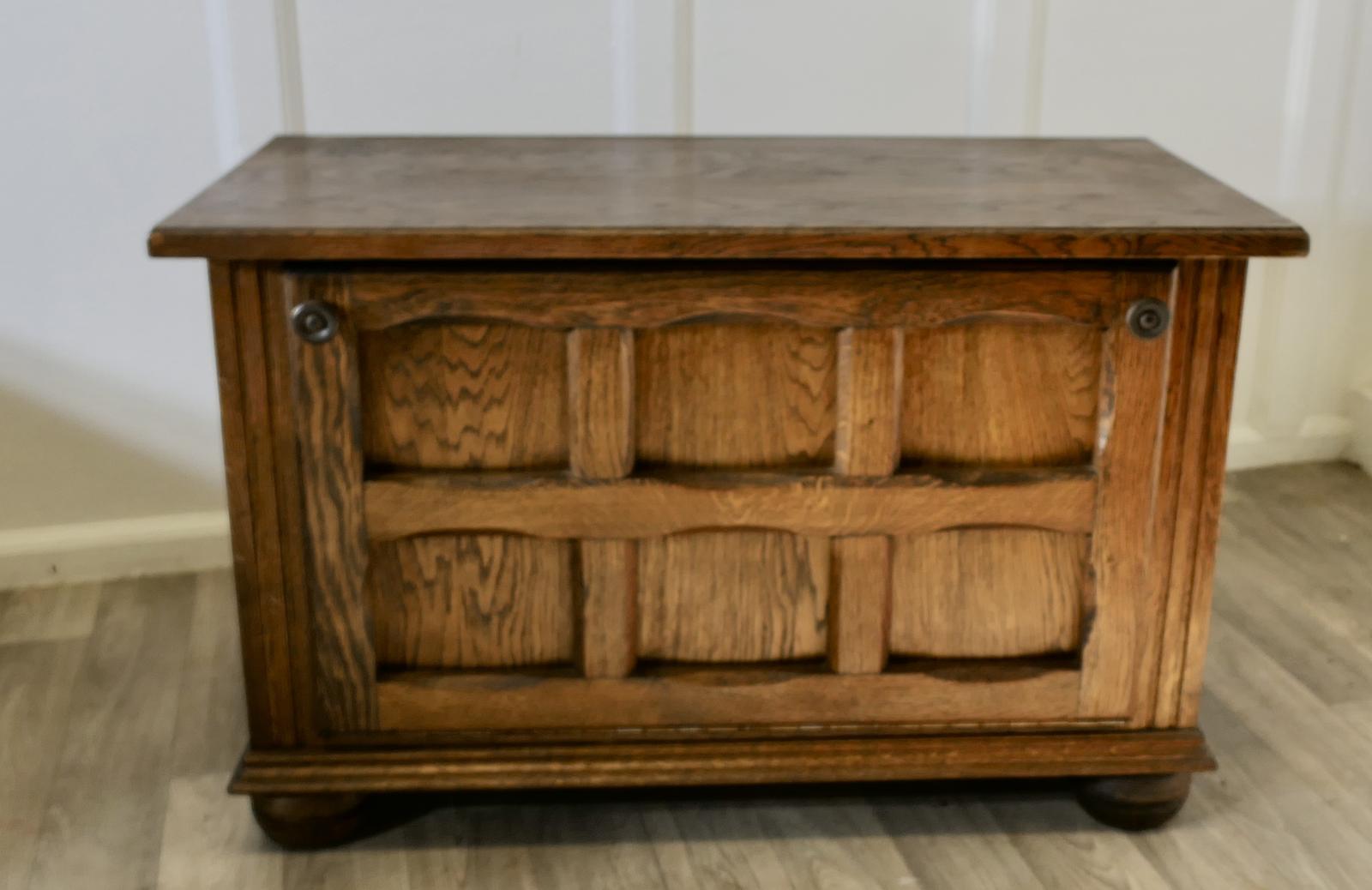 Arts & Crafts Golden Oak Canterbury Music Cabinet (1 of 3)