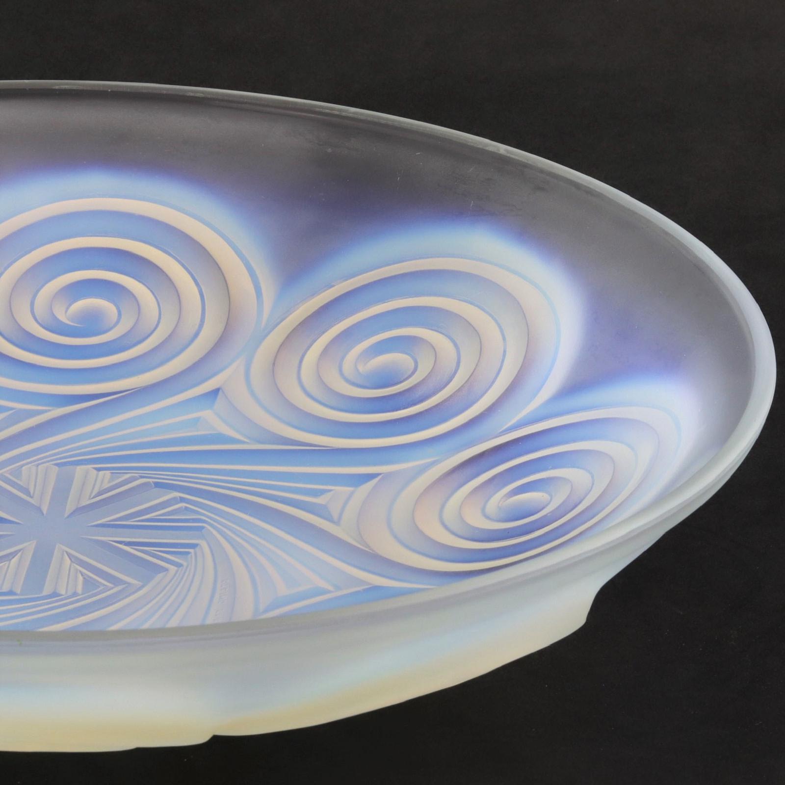 Large Art Deco Opalescent Glass Charger in Geometric Design by Etling c.1930 (1 of 8)
