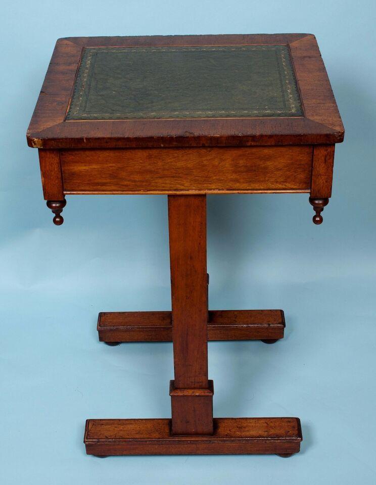 Secretaire / Escrit Etoile Late 18th Century / Early 19th Century in Mahogany (1 of 2)