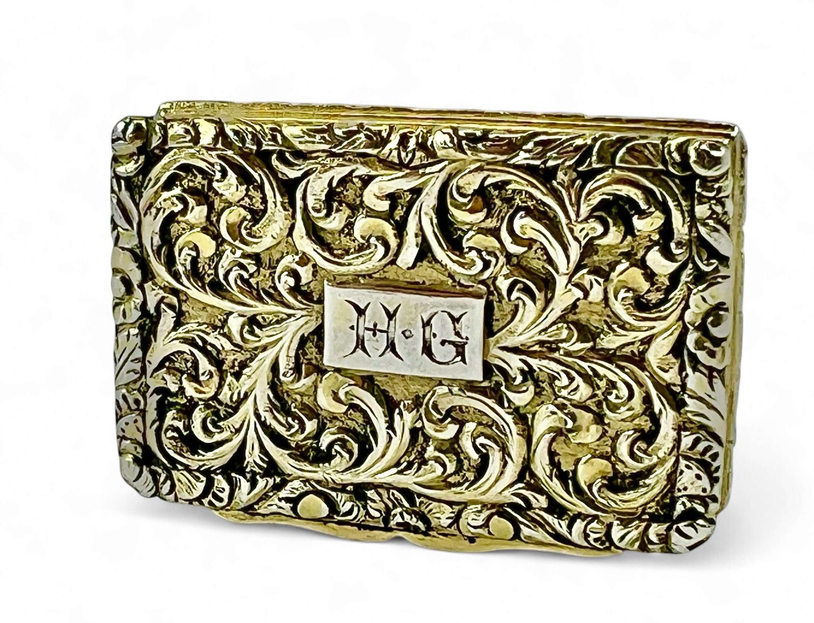 George IV antique silver gilt vinaigrette, Birmingham 1926 (1 of 9) George IV antique silver gilt vinaigrette, Birmingham 1926 (1 of 9)