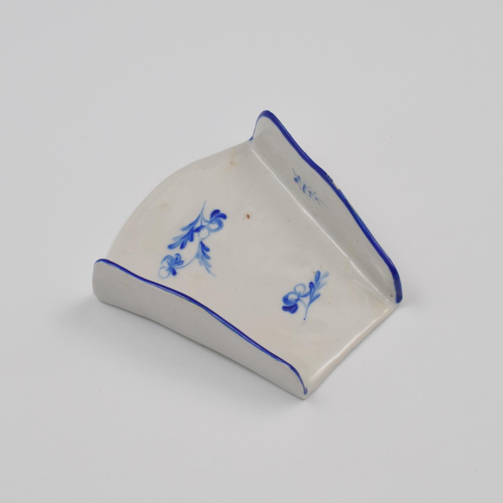 Derby Porcelain Asparagus Server c.1780 (1 of 8) Derby Porcelain Asparagus Server c.1780 (1 of 8)