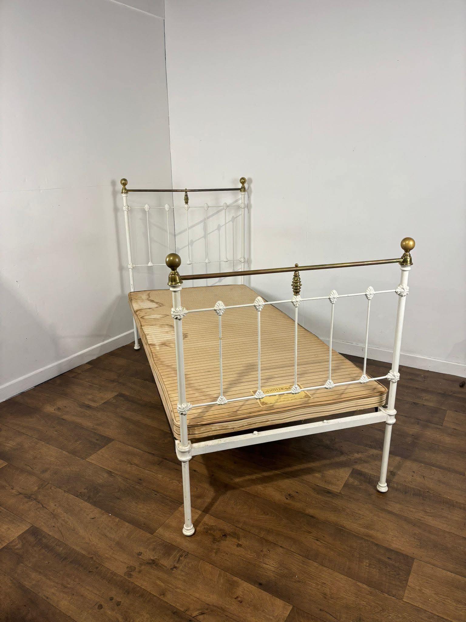Victorian Style Single Bed with Seventh Heaven Base (1 of 13) Victorian Style Single Bed with Seventh Heaven Base (1 of 13)