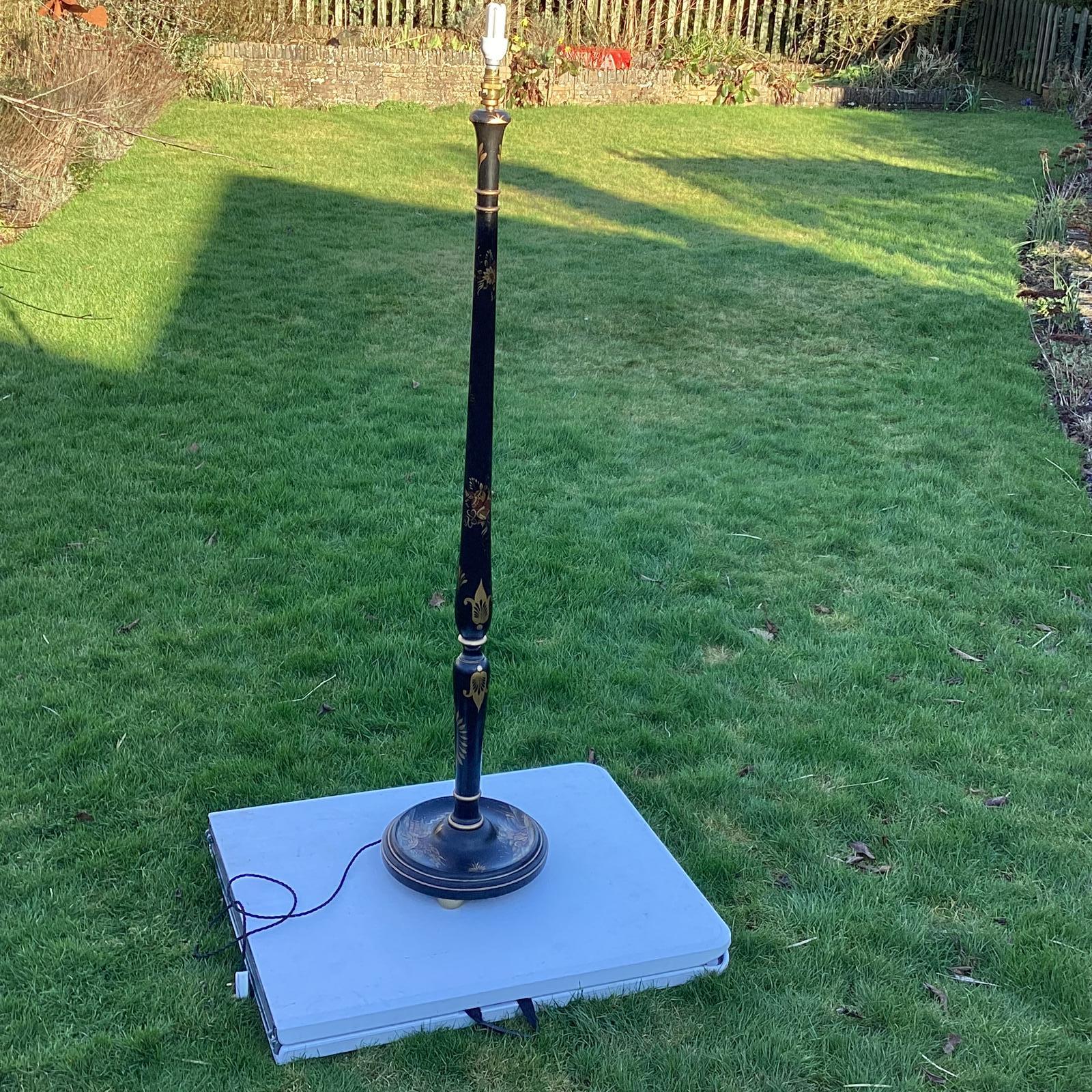 Chinoiserie Decorated Floor Lamp (1 of 8)