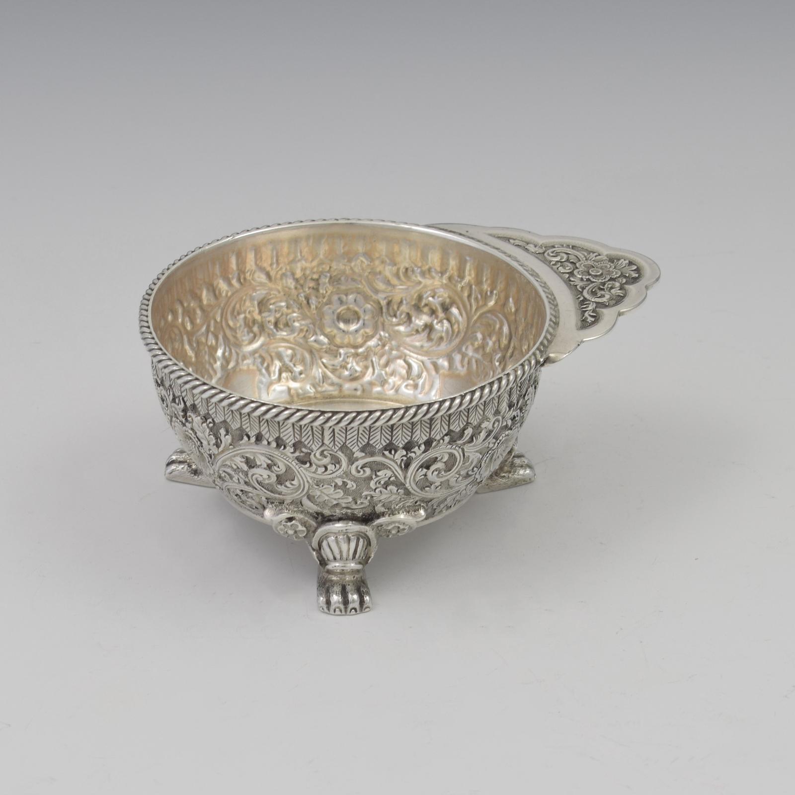 Art Nouveau Repousse Tiffany & Co. Sterling Silver Quaich / Wine Taster c.1890 (1 of 11) Art Nouveau Repousse Tiffany & Co. Sterling Silver Quaich / Wine Taster c.1890 (1 of 11)