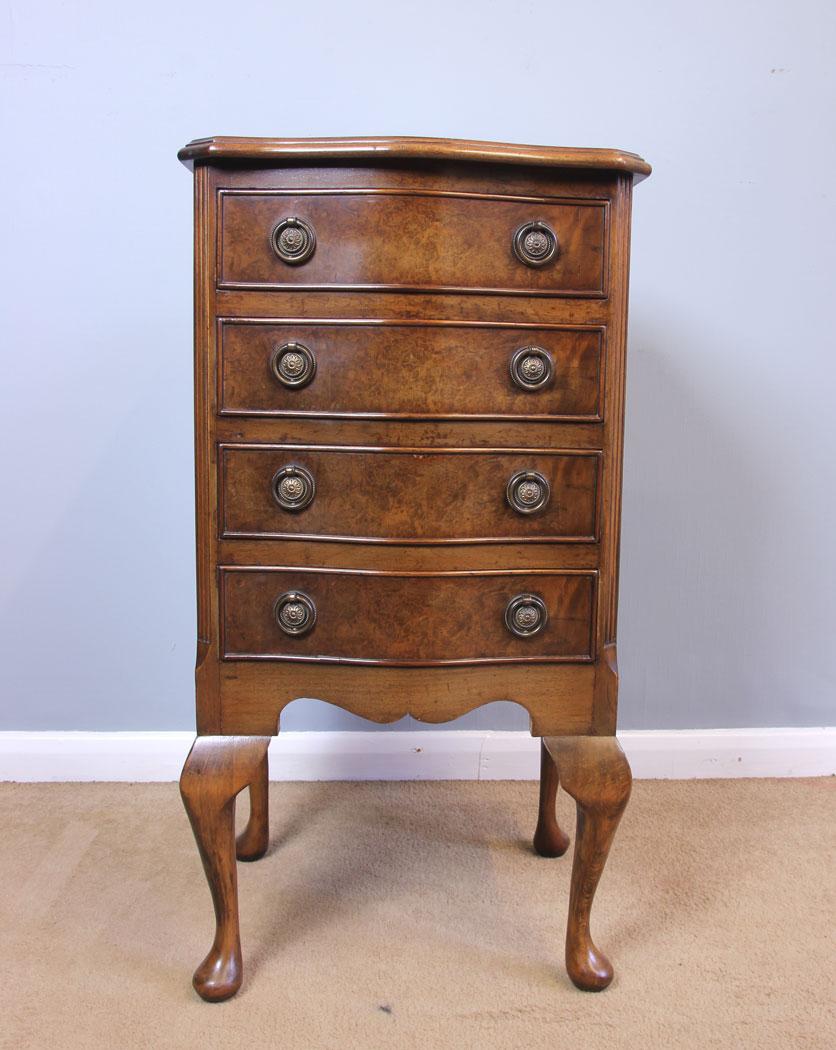 Small Burr Walnut Serpentine Shaped Chest of Drawers (1 of 9) Small Burr Walnut Serpentine Shaped Chest of Drawers (1 of 9)