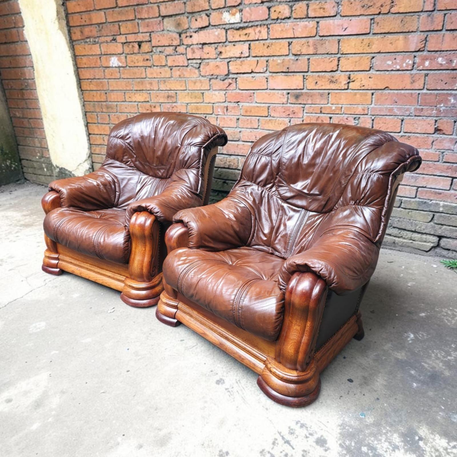 Vintage Brown Leather Armchairs / Set Of Two / Solid Oak Frames / c.1970 (1 of 10) Vintage Brown Leather Armchairs / Set Of Two / Solid Oak Frames / c.1970 (1 of 10)