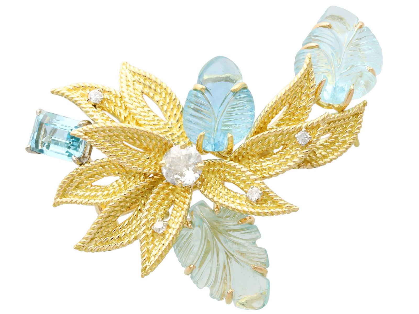 Vintage 12.5ct Aquamarine & 0.62ct Diamond 18ct Yellow Gold Brooch c.1960 (1 of 9)