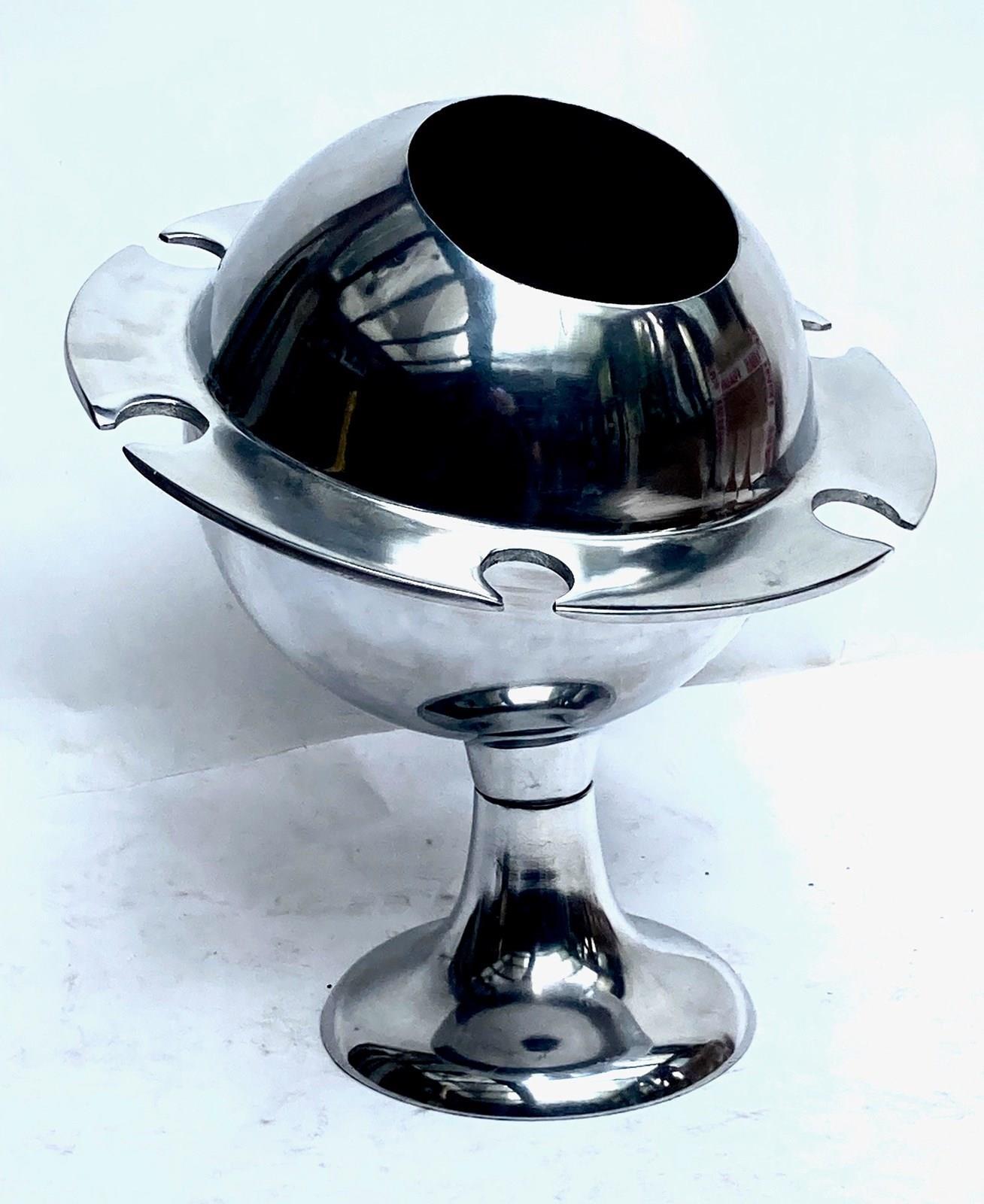 'Saturn Ring' Champagne Ice Bucket From France (1 of 6) 'Saturn Ring' Champagne Ice Bucket From France (1 of 6)