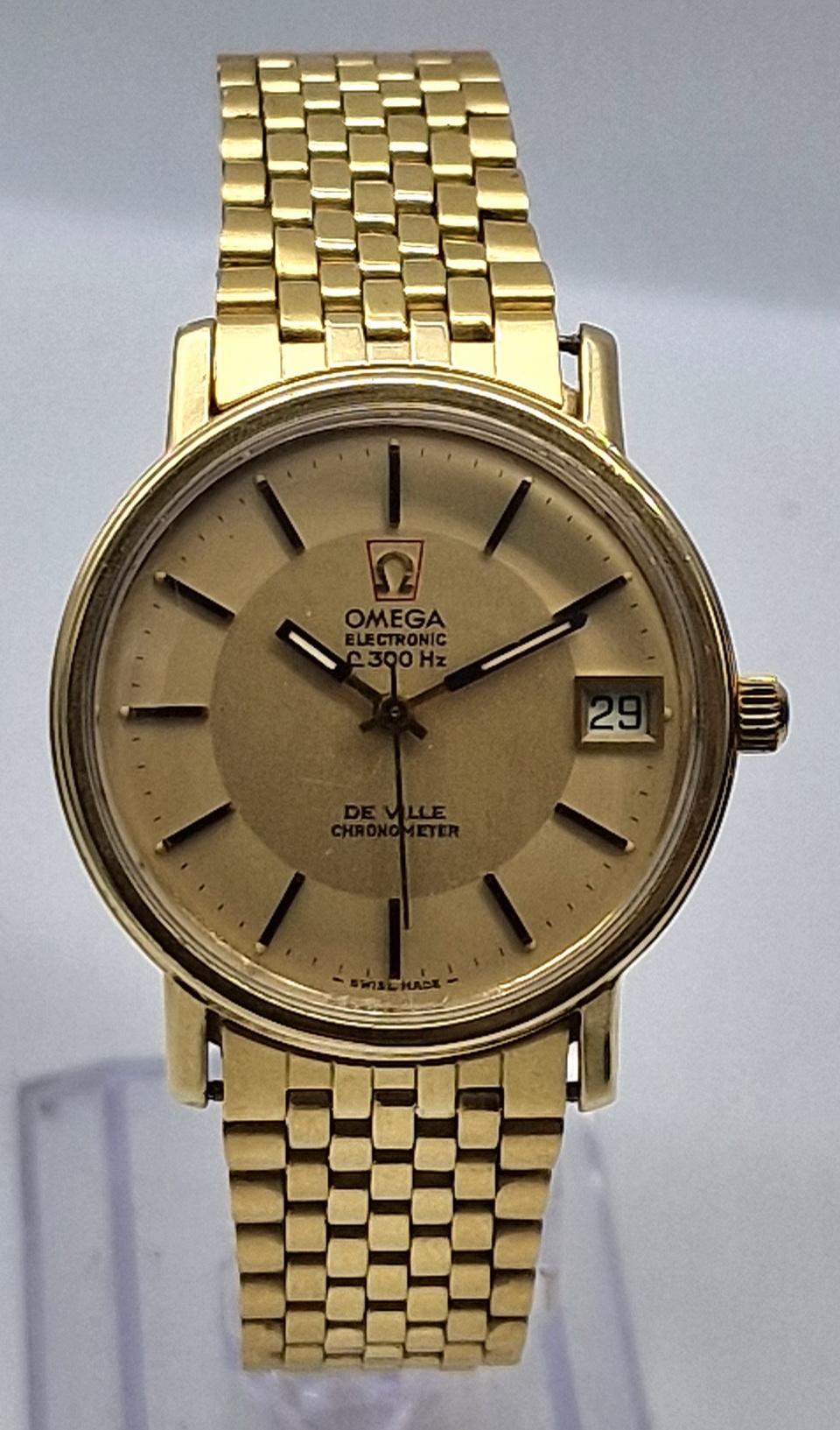 1978 Omega F300hx Wristwatch (1 of 6) 1978 Omega F300hx Wristwatch (1 of 6)