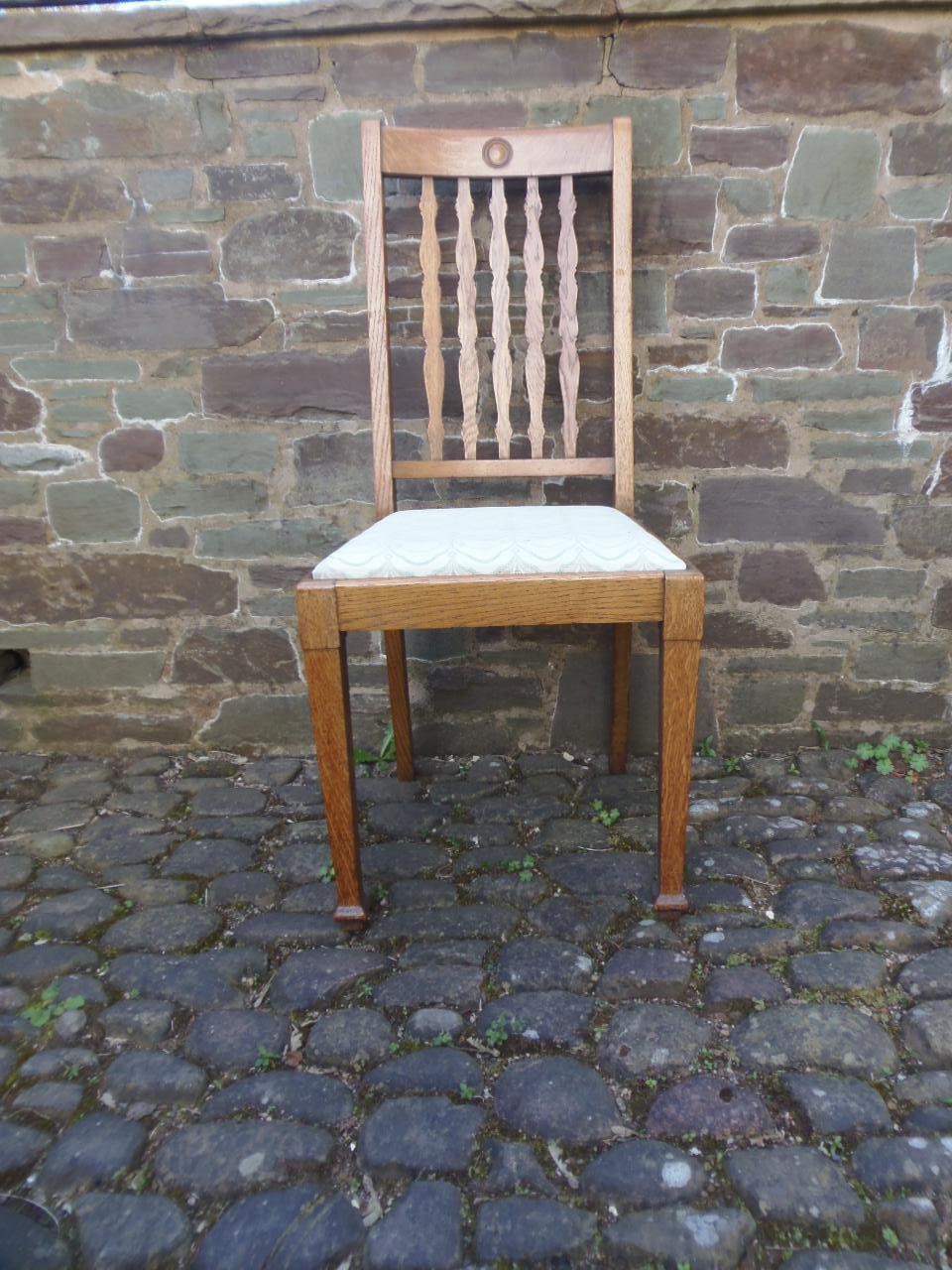 Arts & Crafts Oak Dining Chairs (1 of 7) Arts & Crafts Oak Dining Chairs (1 of 7)