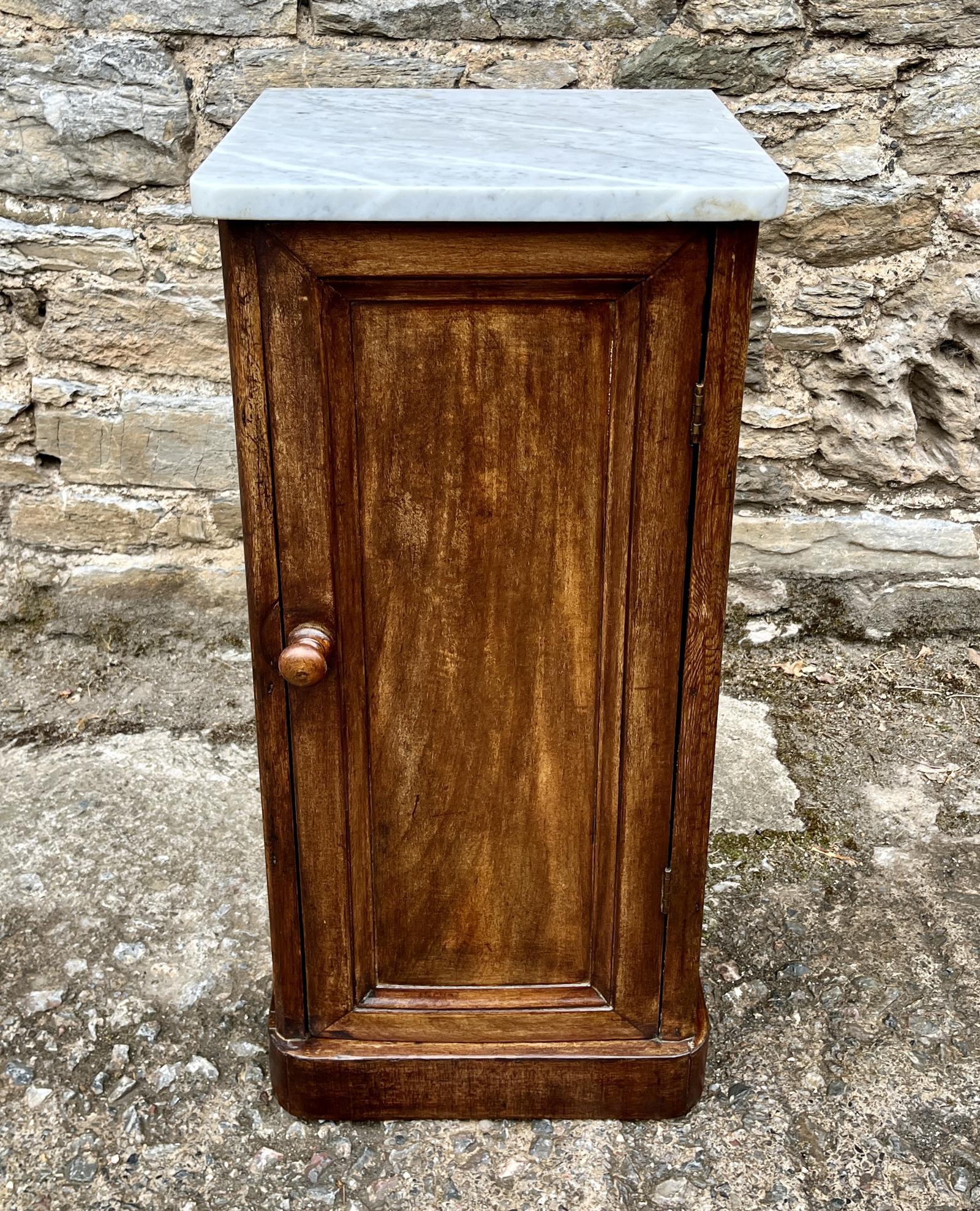 Victorian Mahogany Marble Top Pot Cupboard (1 of 14) Victorian Mahogany Marble Top Pot Cupboard (1 of 14)