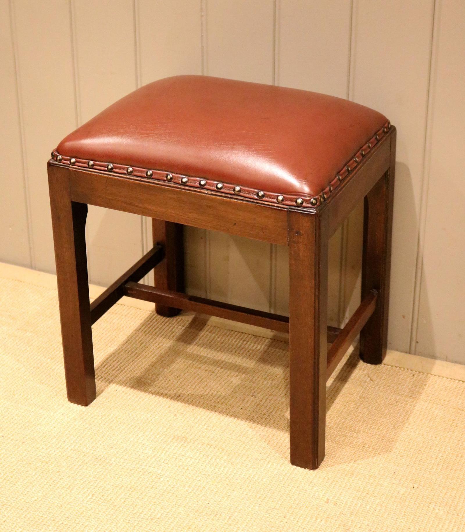 Mid 19th Century Mahogany Leather Top Stool 377076 / LA420052