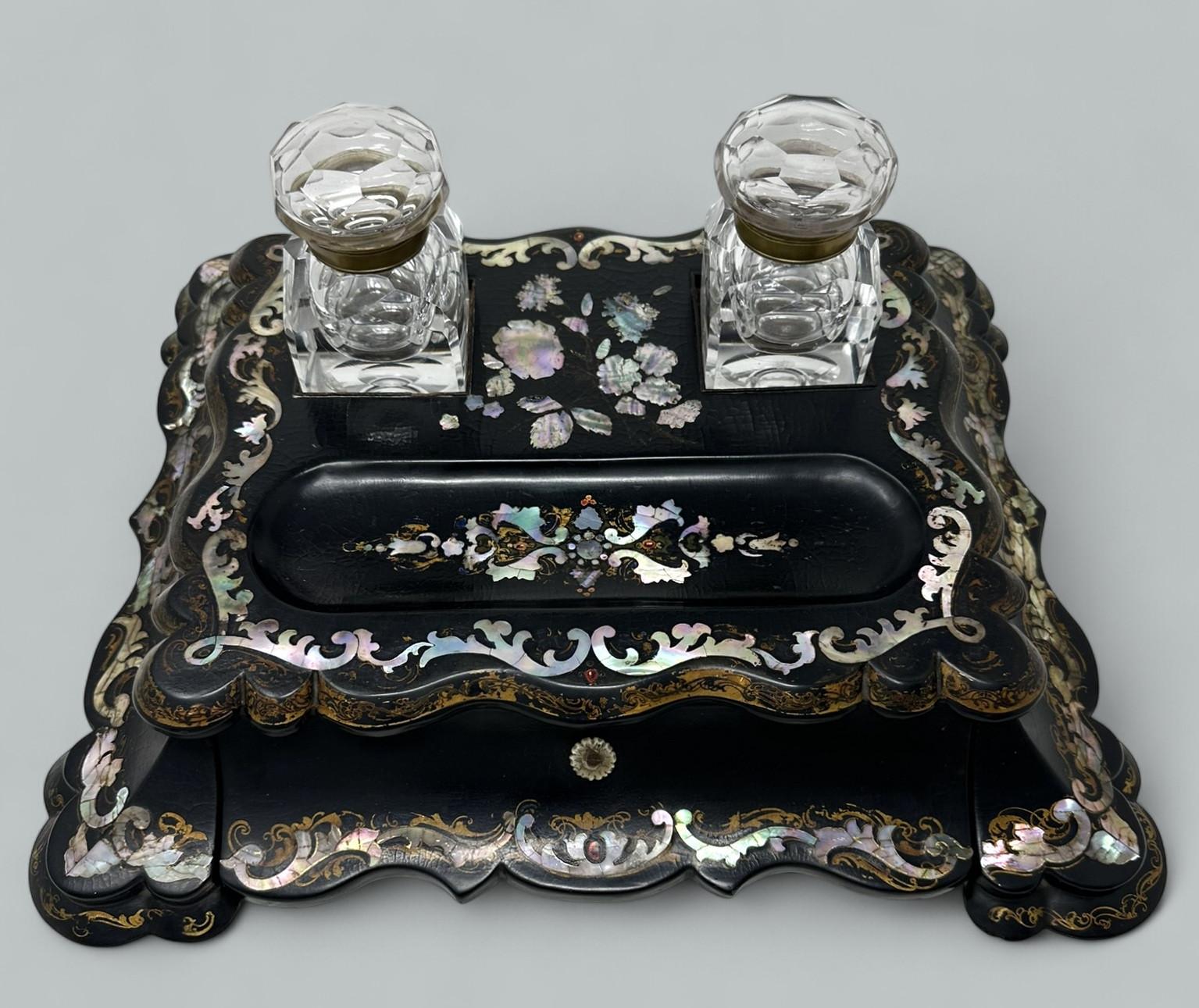 Antique Jennings & Bettridge Grand Tour Papier Mache Desk Set Inkstand Encrier (1 of 9) Antique Jennings & Bettridge Grand Tour Papier Mache Desk Set Inkstand Encrier (1 of 9)