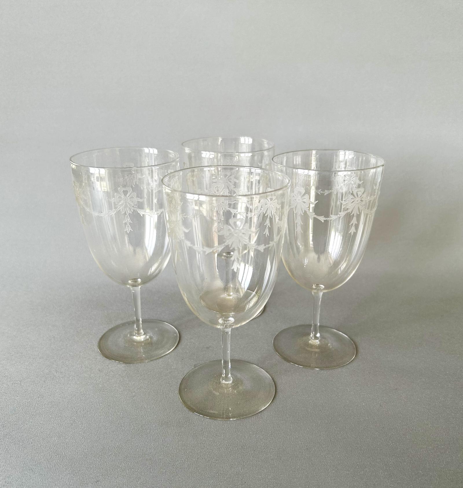 Set of 4 Edwardian Etched Wine Goblets (1 of 5) Set of 4 Edwardian Etched Wine Goblets (1 of 5)