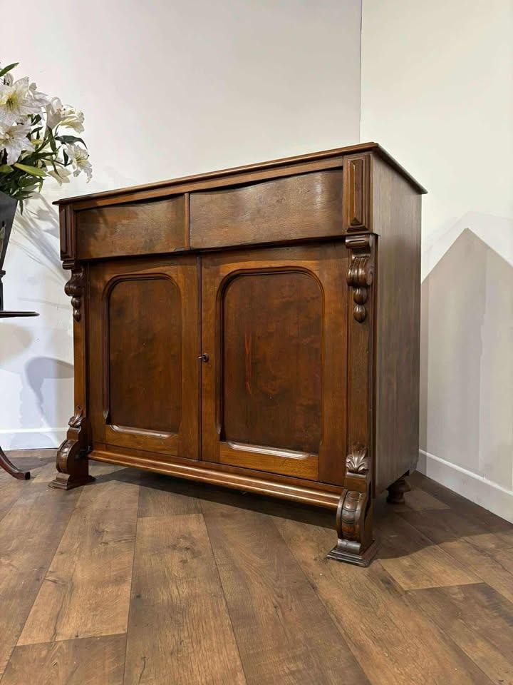 Victorian Oak Chiffonier (1 of 18)