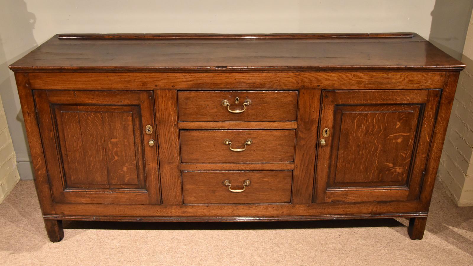 George III Oak Low Dresser Base (1 of 10) George III Oak Low Dresser Base (1 of 10)