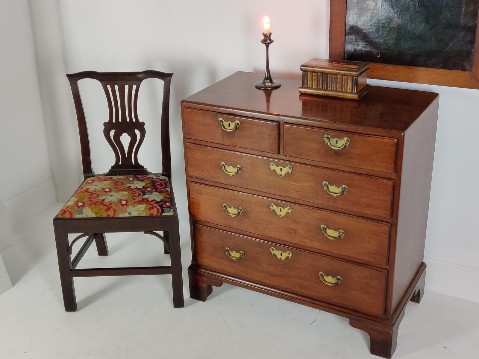 George II Mahogany Chest of Drawers (1 of 11)