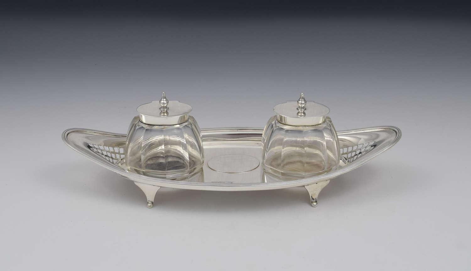 Fine Edwardian Silver Double Inkstand / Inkwell / Desk Stand (1 of 9)