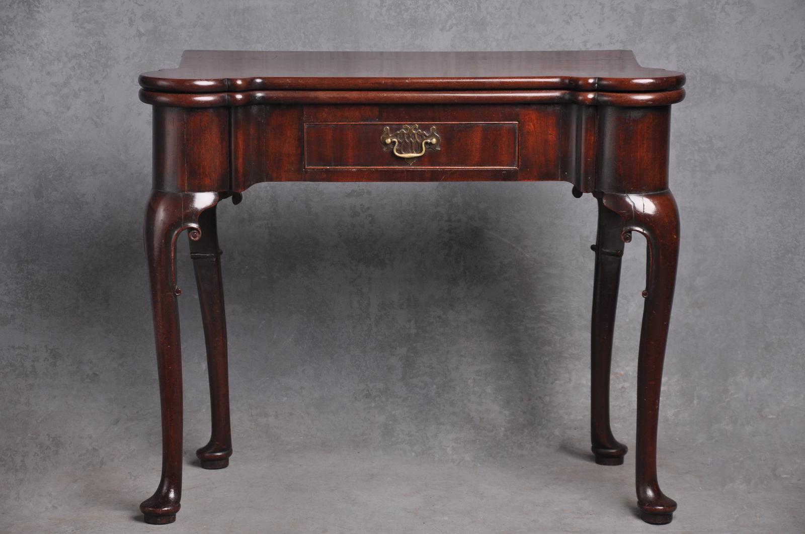 Fine 18th Century Mahogany Card Table (1 of 14) Fine 18th Century Mahogany Card Table (1 of 14)