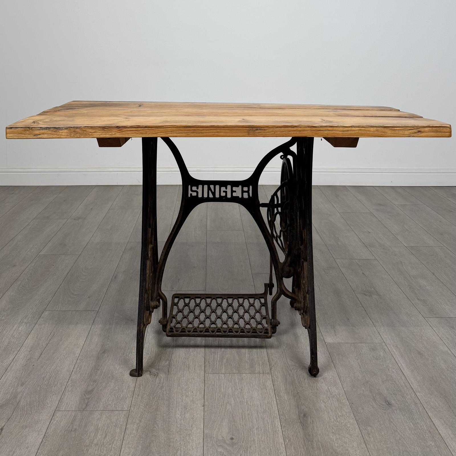 Vintage 20th Century Cast Iron Table of Good Quality (1 of 11) Vintage 20th Century Cast Iron Table of Good Quality (1 of 11)