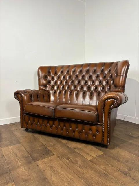 Vintage Brown Leather Button Back Chesterfield Two-seater Settee (1 of 13) Vintage Brown Leather Button Back Chesterfield Two-seater Settee (1 of 13)