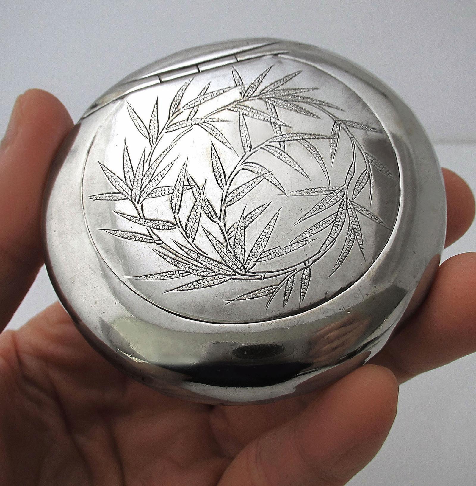 Antique Chinese Export 1910 Solid Silver Heavy Tobacco Snuff Pocket Vesta Box Case by Wang Hing (1 of 9)