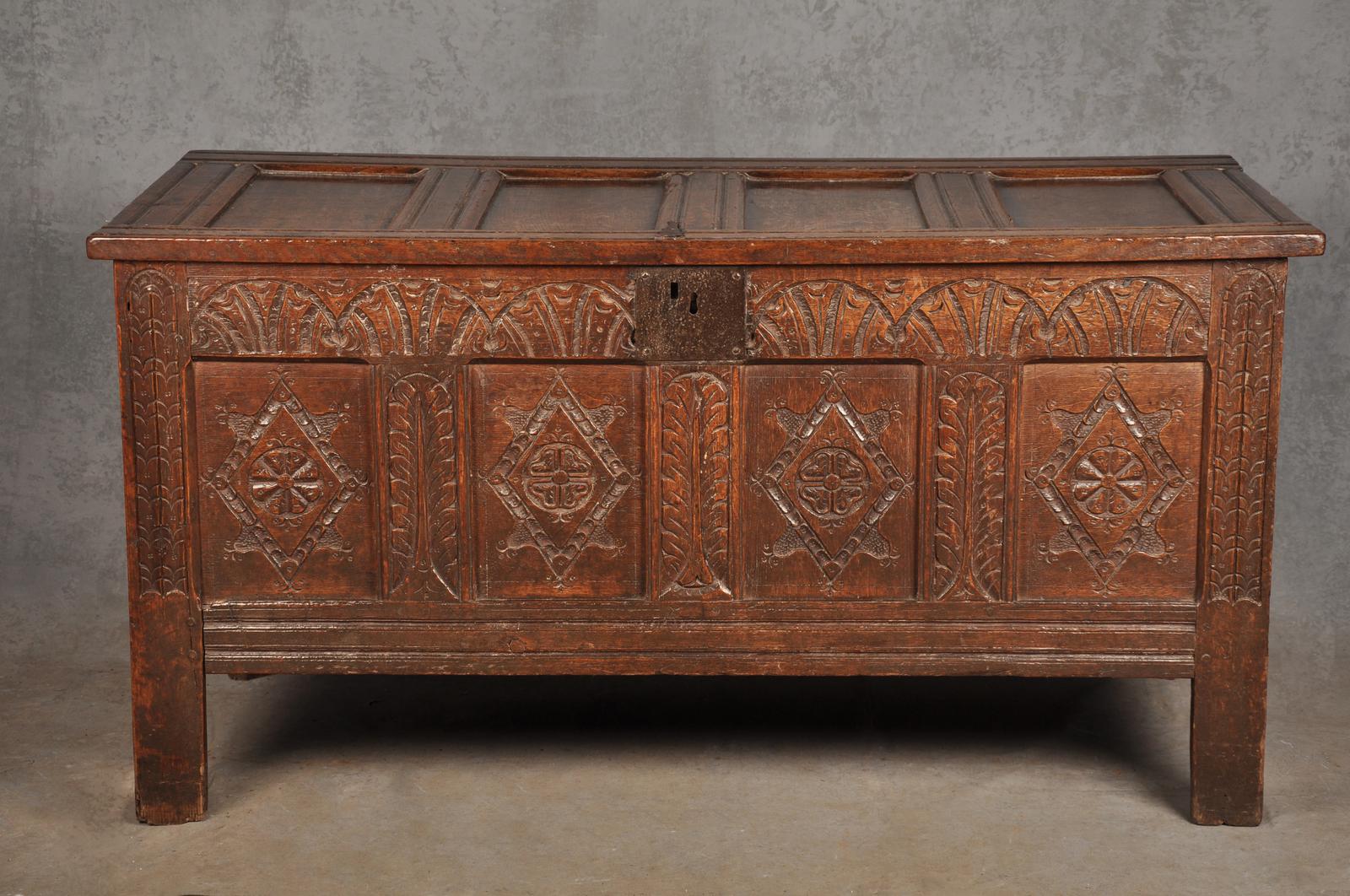 17th Century Oak Coffer (1 of 16)