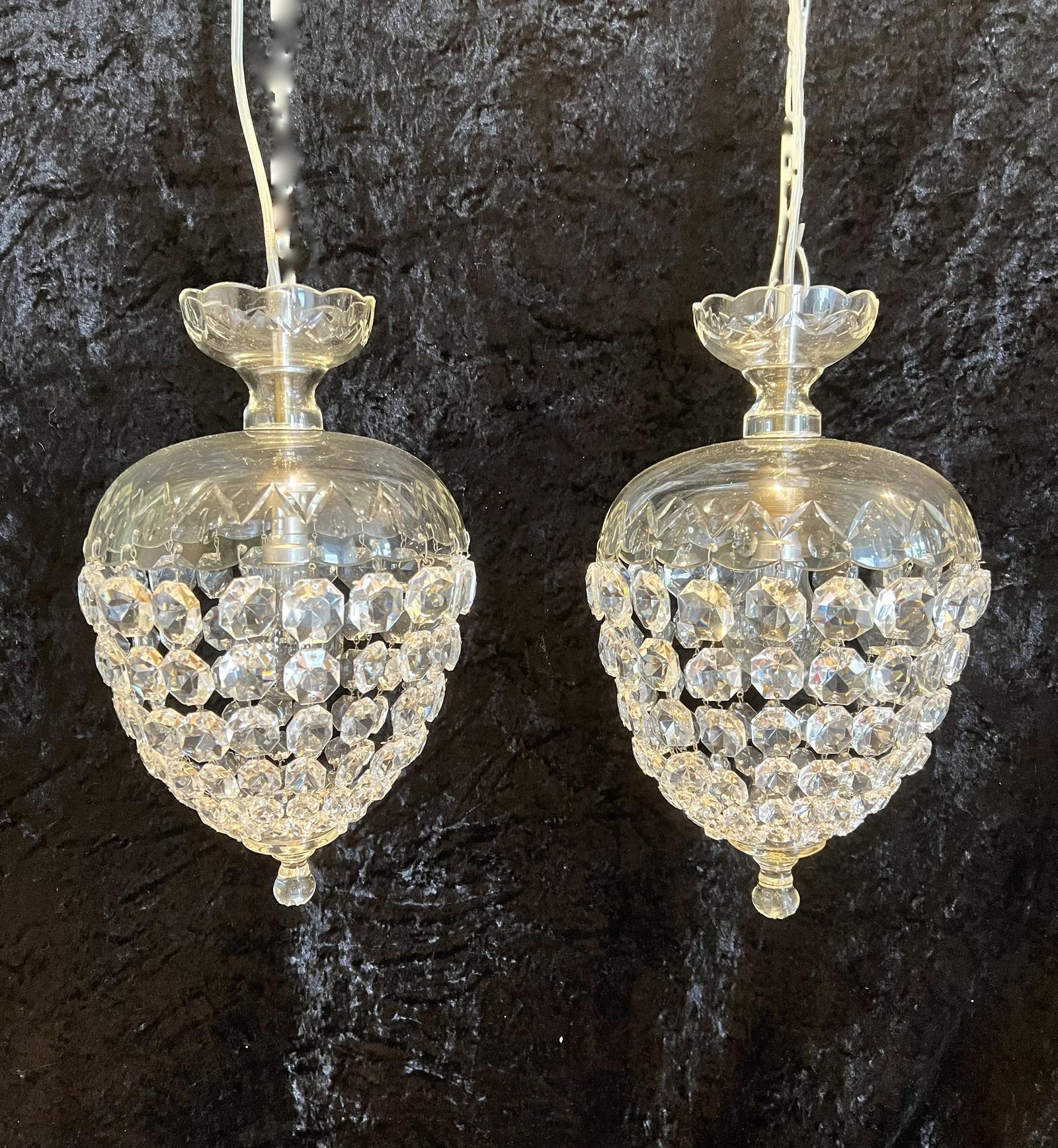 Pair of English Crystal Bag Antique Chandeliers (1 of 10)