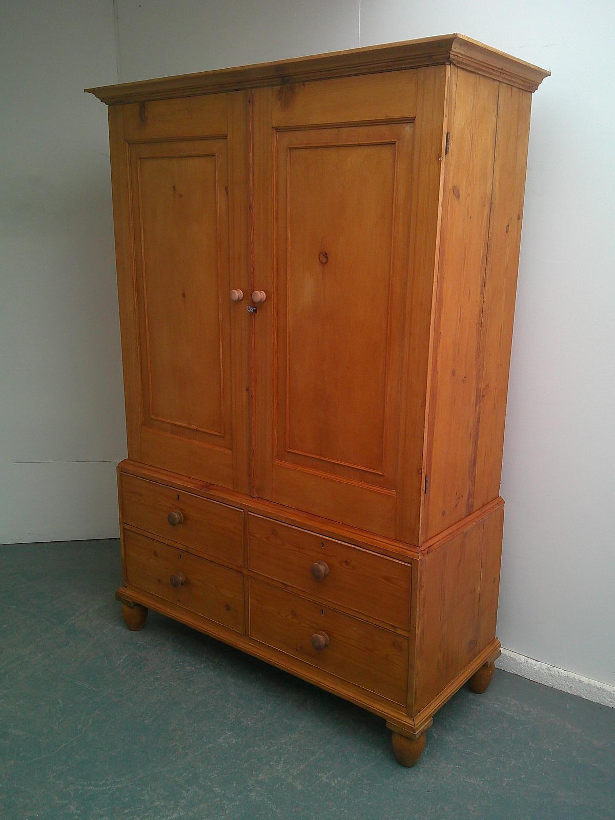 Superb Antique Pine Victorian Waxed 2 Piece Linen Press / Kitchen Cupboard (1 of 13)